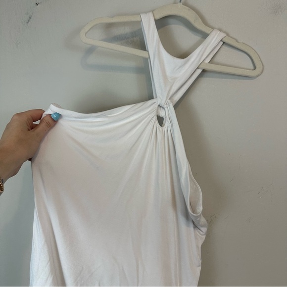 Bailey 44 | White Keyhole Halter Neck Blouse Size Medium - Picture 2 of 4